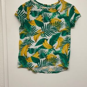Children’s t shirt with limes and banana